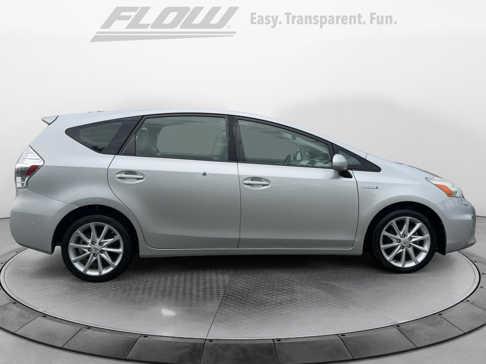 2013 Toyota Prius v Five