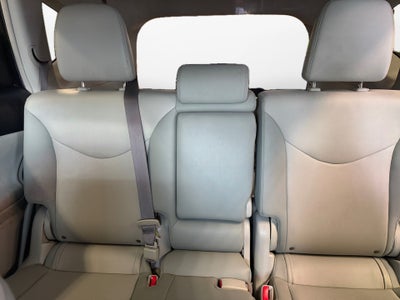 2013 Toyota Prius v Five