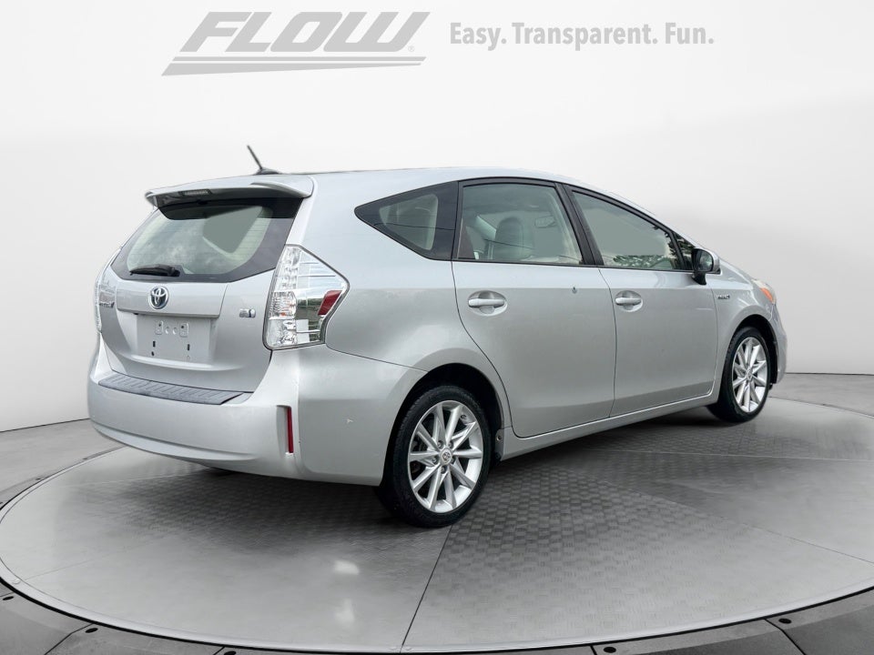 2013 Toyota Prius v Five