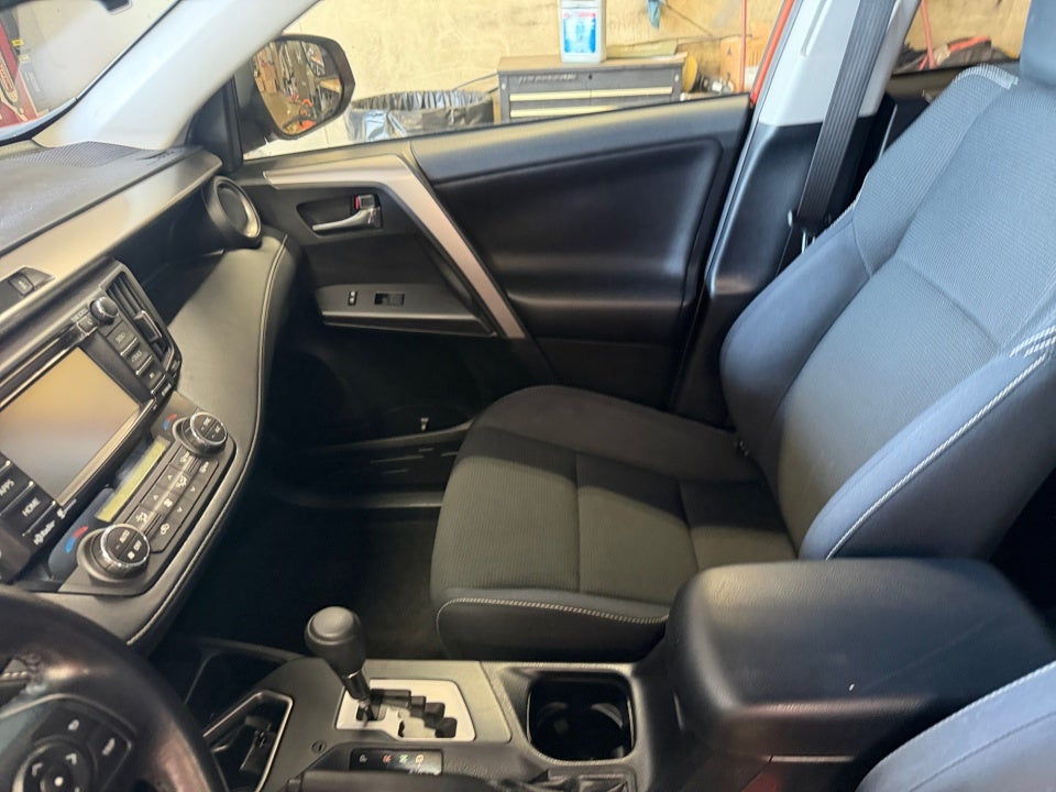 2016 Toyota RAV4 XLE