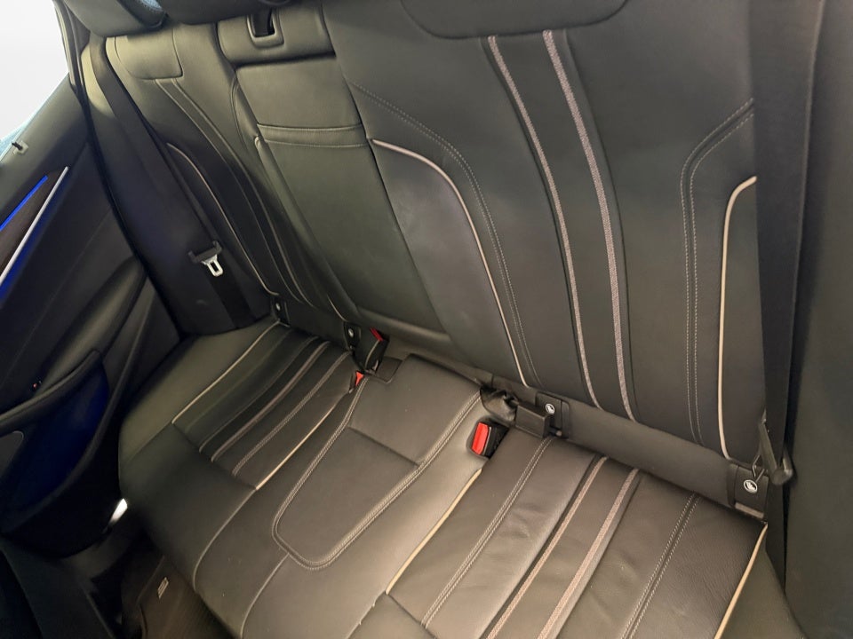 2022 BMW 540 540i