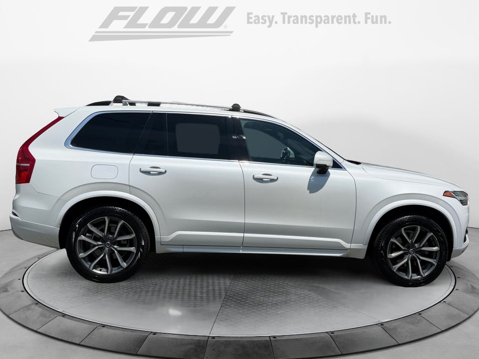 2017 Volvo XC90 Momentum