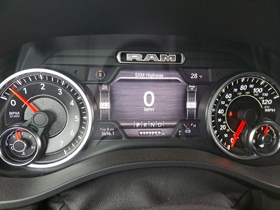 2020 RAM 1500 Laramie Crew Cab 4x4 6'4" Box