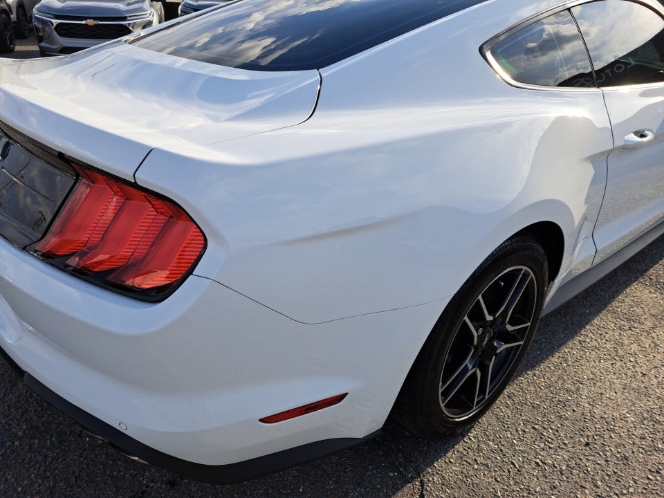 2022 Ford Mustang GT Premium Fastback