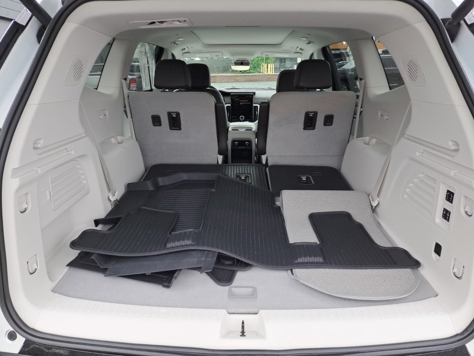 2024 GMC Acadia FWD Denali