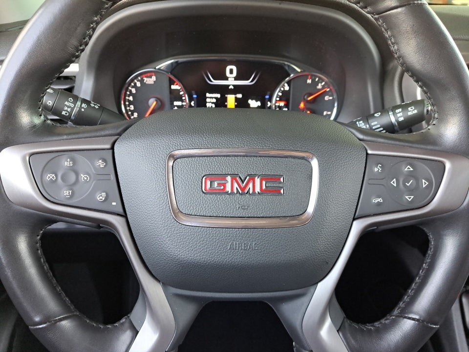 2022 GMC Acadia AWD AT4