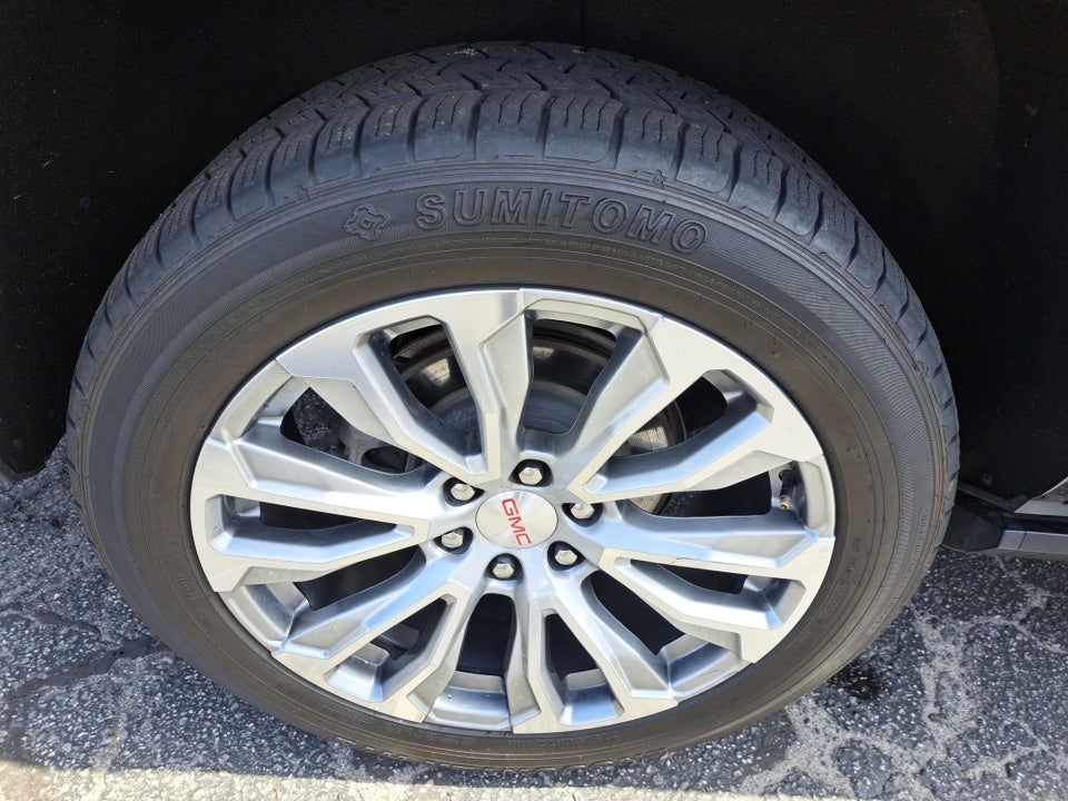 2023 GMC Yukon 4WD Denali