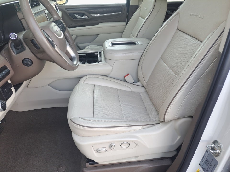 2021 GMC Yukon 4WD Denali