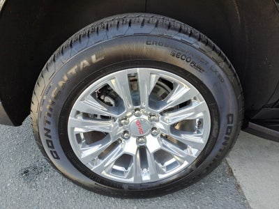 2025 GMC Yukon 4WD Denali