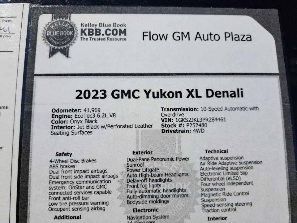 2023 GMC Yukon XL Denali