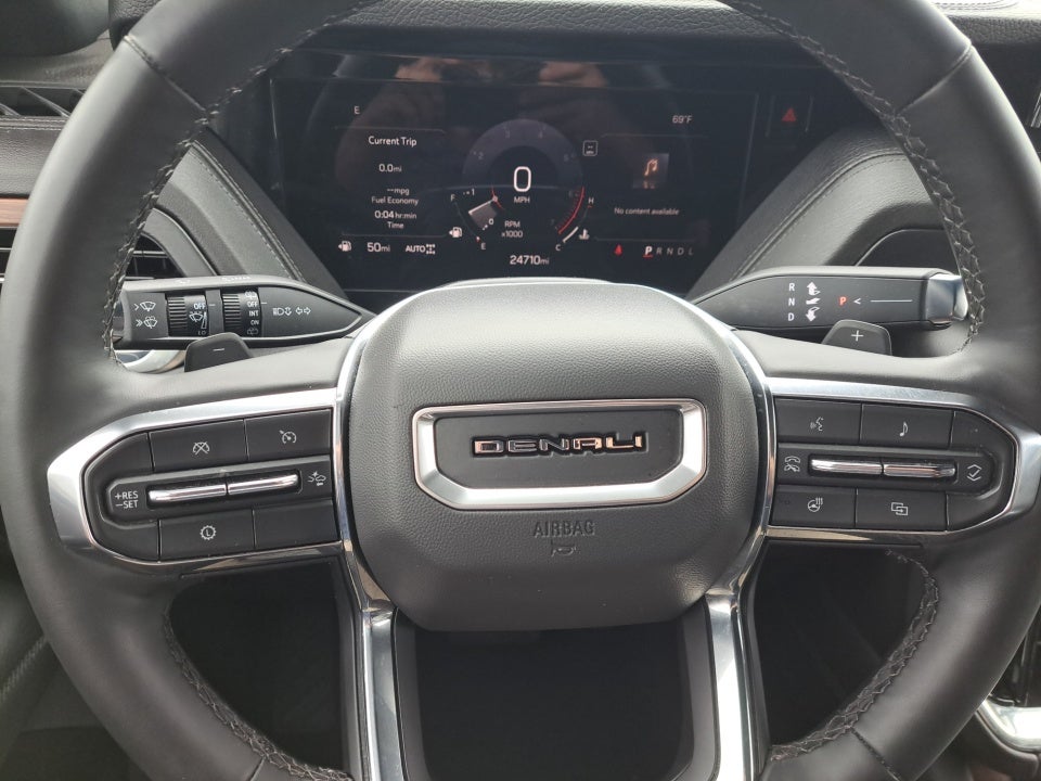2025 GMC Yukon XL 4WD Denali