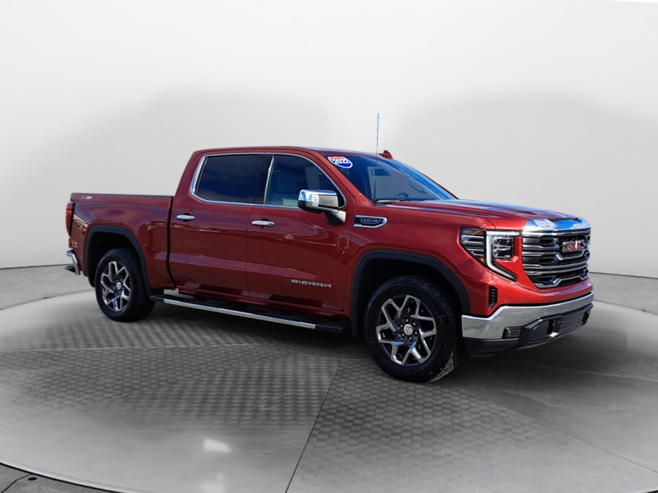 2022 GMC Sierra 1500 4WD Crew Cab Short Box SLT
