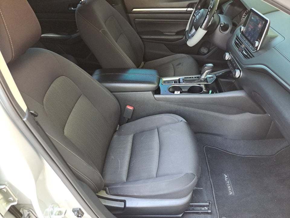 2021 Nissan Altima SV FWD