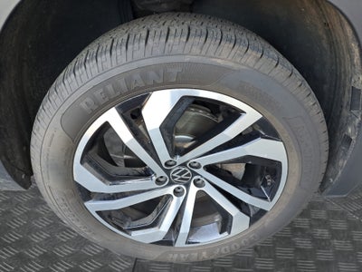 2020 Volkswagen Atlas Cross Sport 3.6L V6 SEL R-Line