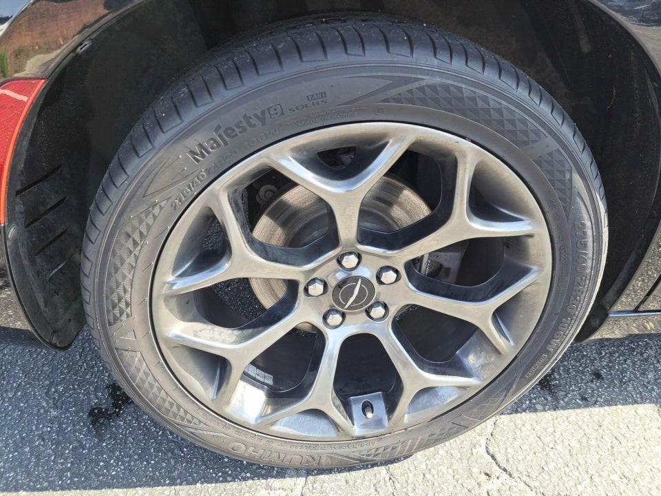 2018 Chrysler 300 300S