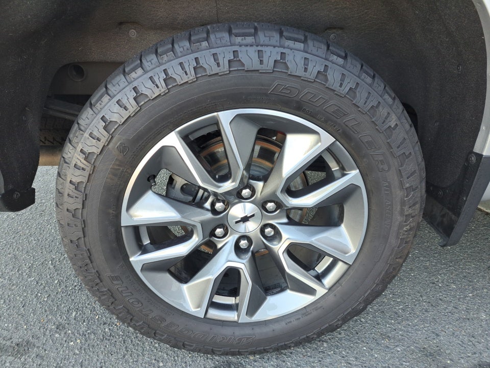 2022 Chevrolet Silverado 1500 4WD Crew Cab Short Bed RST