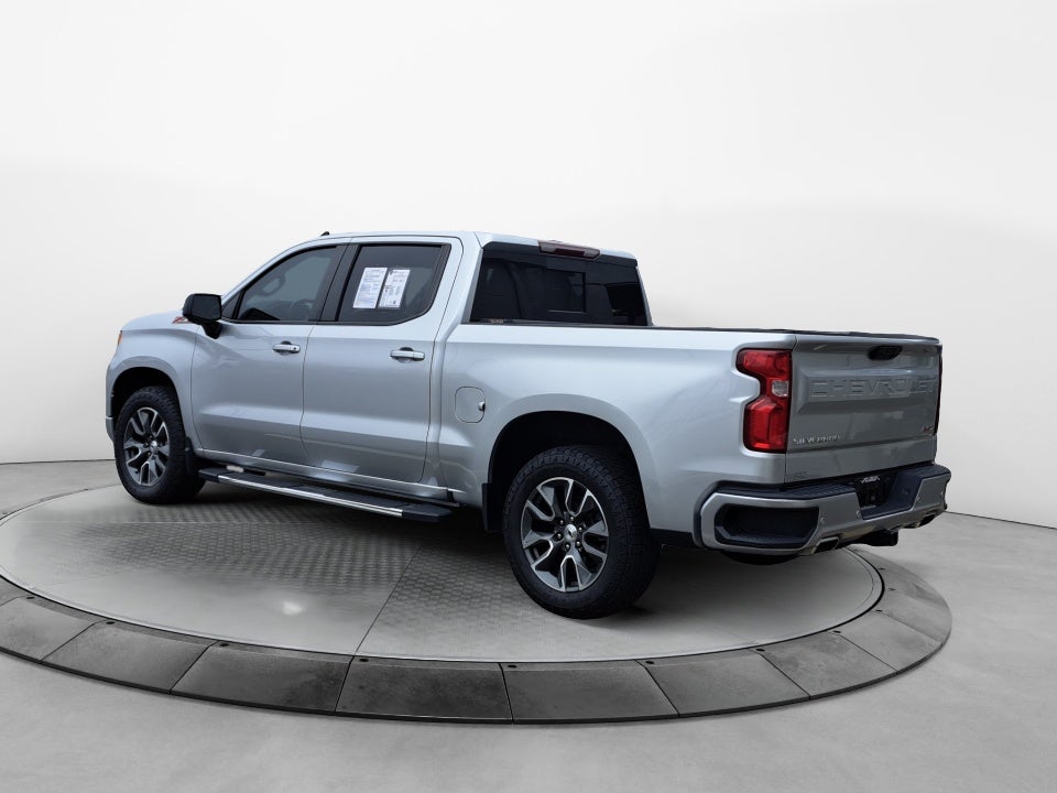 2022 Chevrolet Silverado 1500 4WD Crew Cab Short Bed RST