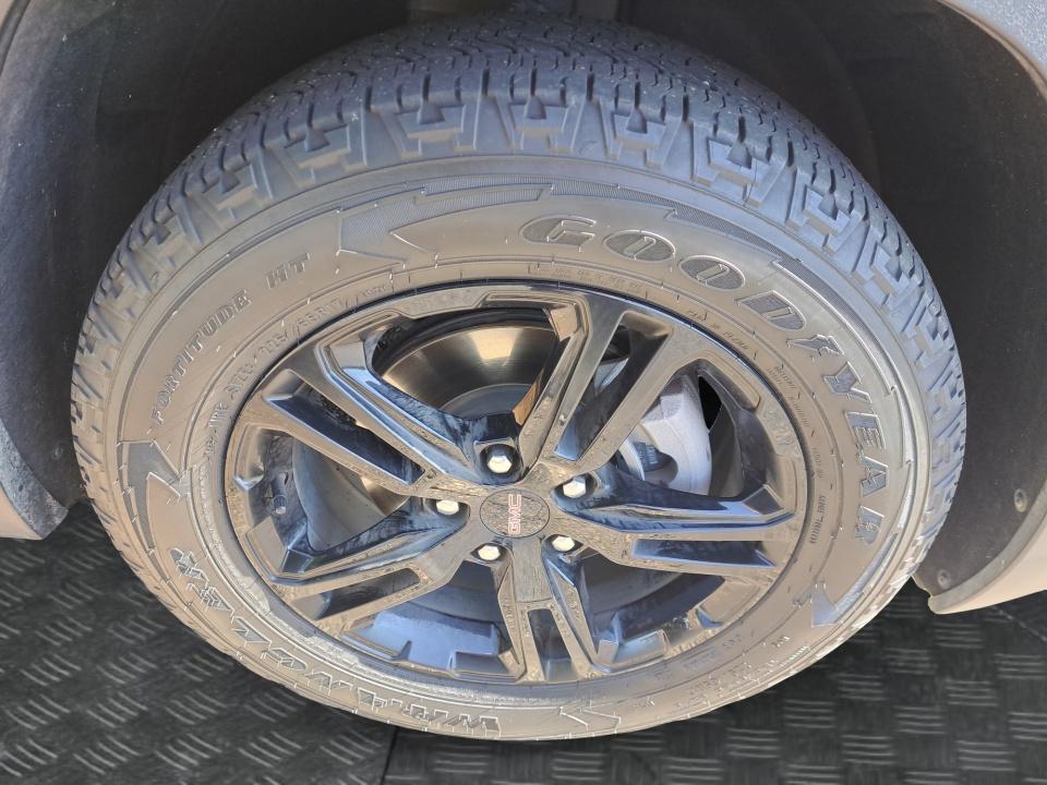 2024 GMC Terrain AT4