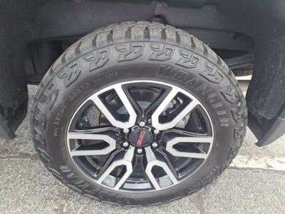 2024 GMC Sierra 1500 4WD Crew Cab Short Box AT4