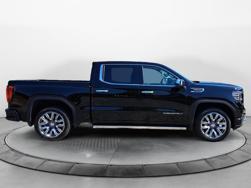 2023 GMC Sierra 1500 4WD Crew Cab Short Box Denali