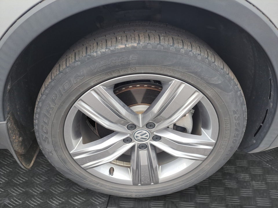 2021 Volkswagen Tiguan 2.0T SEL