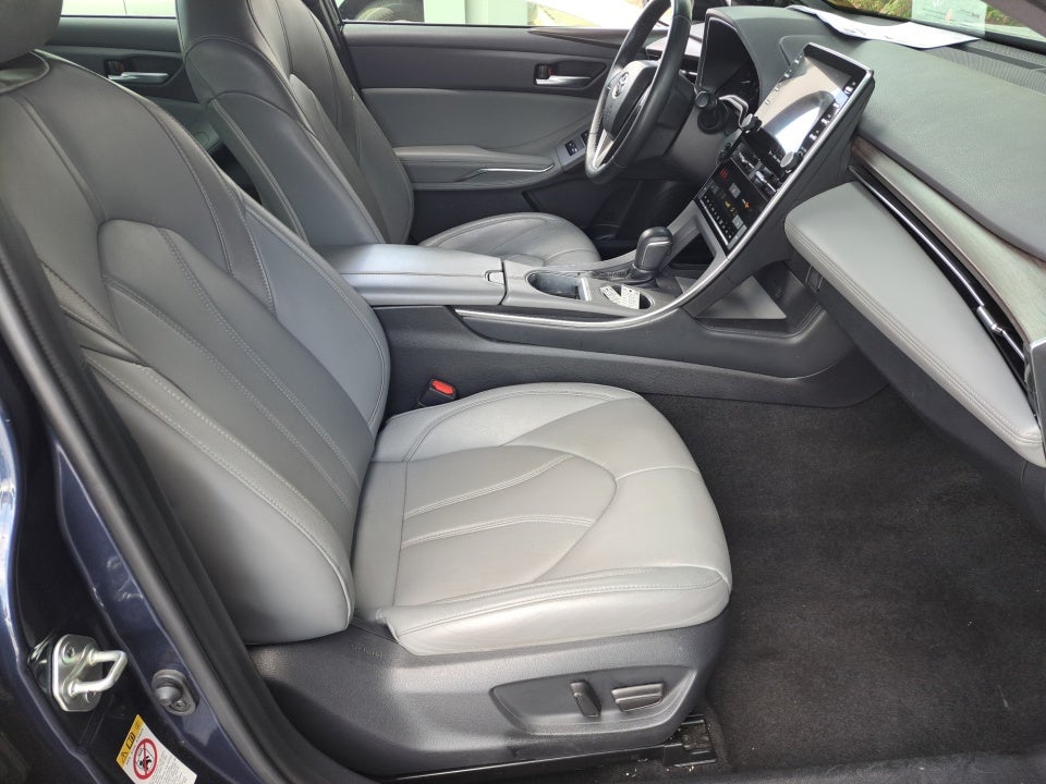 2019 Toyota Avalon XLE
