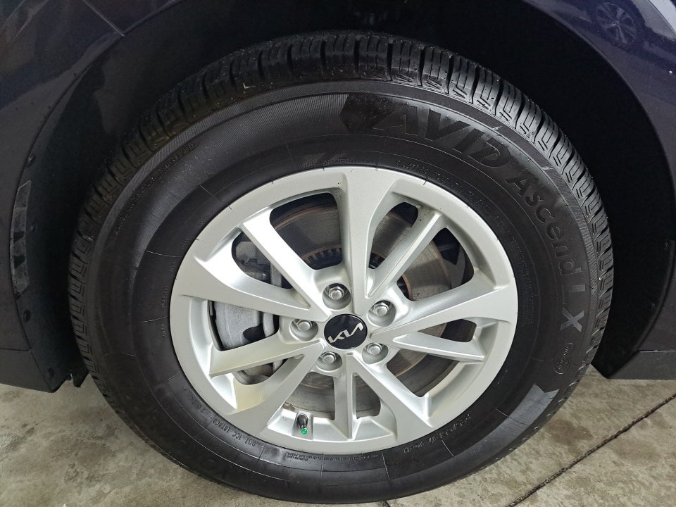 2023 Kia Carnival MPV LX Seat Package