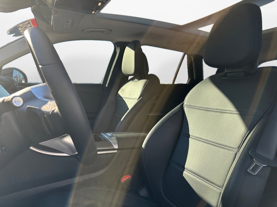 2024 Mercedes-Benz GLC 300 SUV