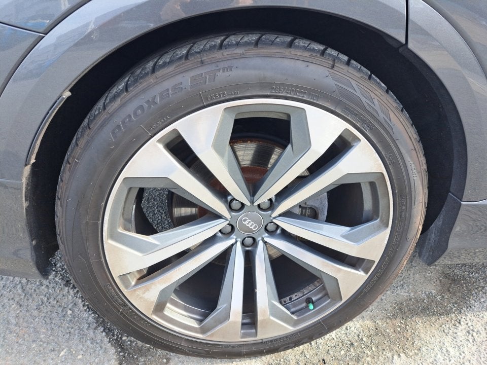 2019 Audi Q8 55 Premium