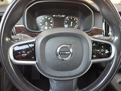 2017 Volvo S90 Momentum