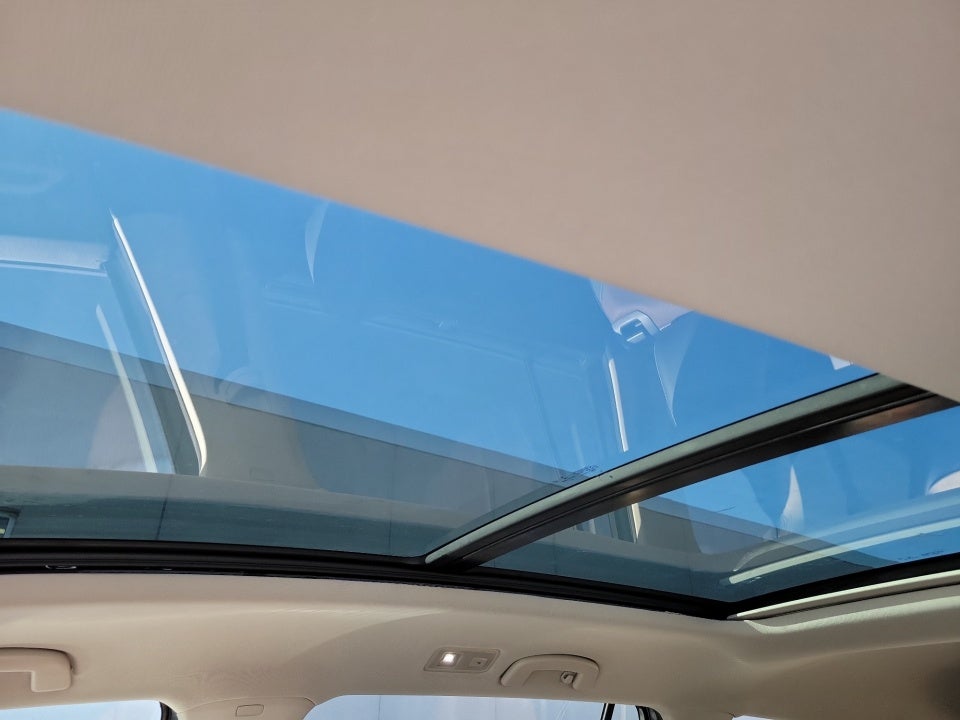 2022 Volkswagen Atlas 3.6L V6 SEL Premium R-Line