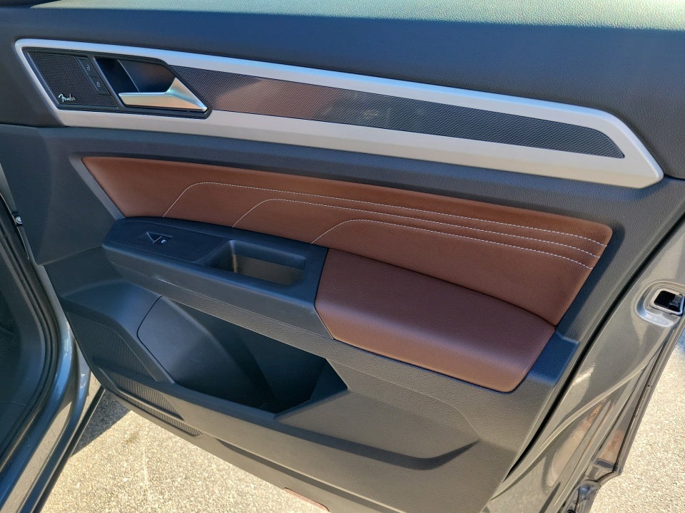 2022 Volkswagen Atlas 3.6L V6 SEL Premium R-Line