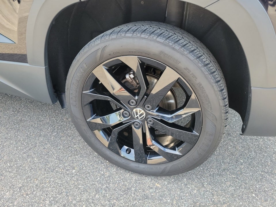 2023 Volkswagen Taos 1.5T SE