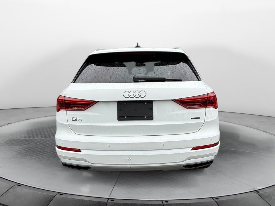 2020 Audi Q3 Premium 45 TFSI quattro Tiptronic