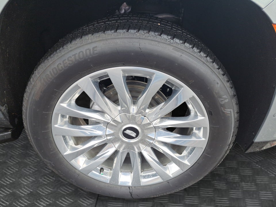 2024 Cadillac Escalade ESV 4WD Premium Luxury