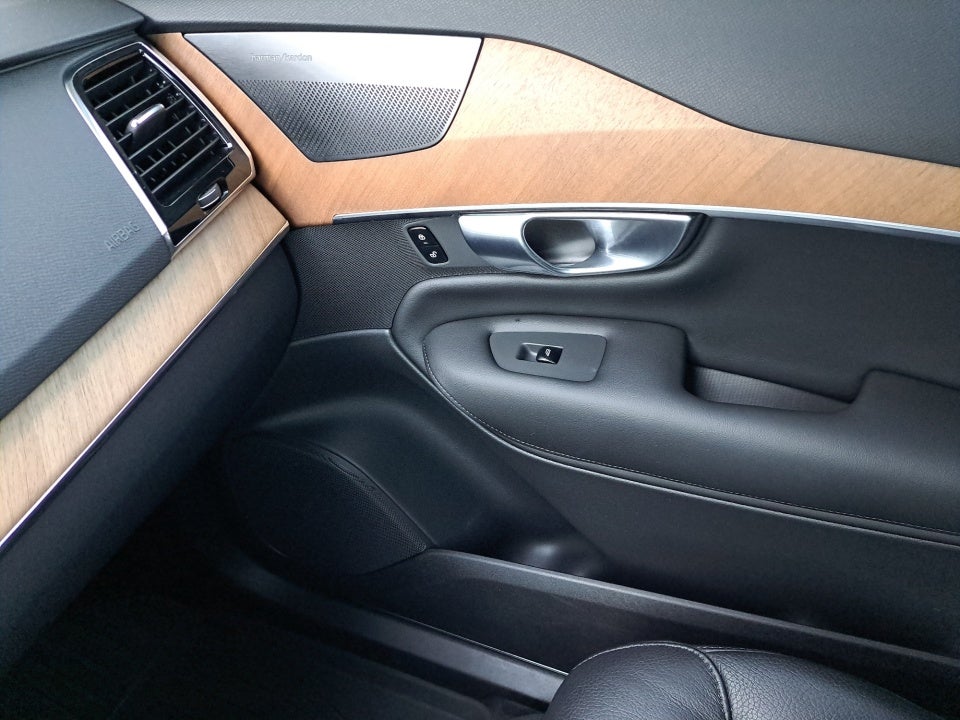 2023 Volvo XC90 B6 Plus 6-Seater