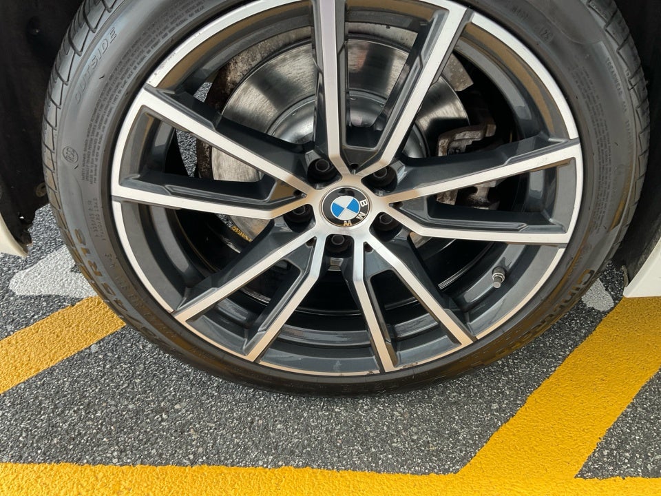 2022 BMW 330i 330i
