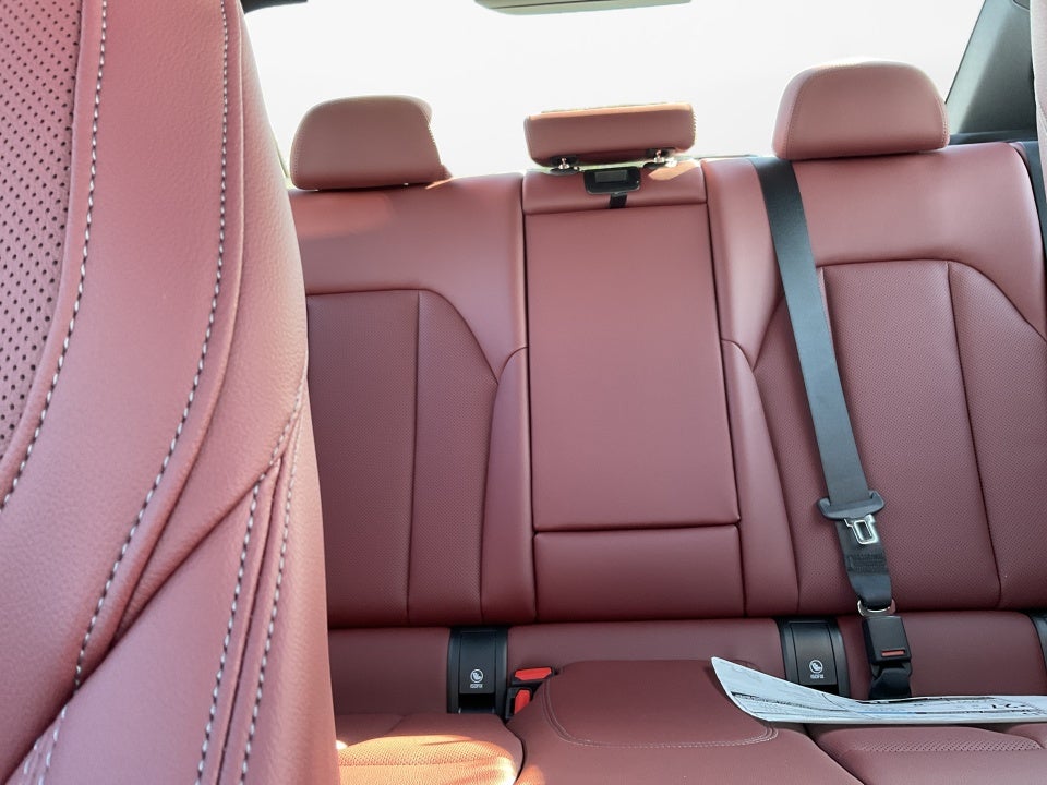 2023 BMW 330i xDrive