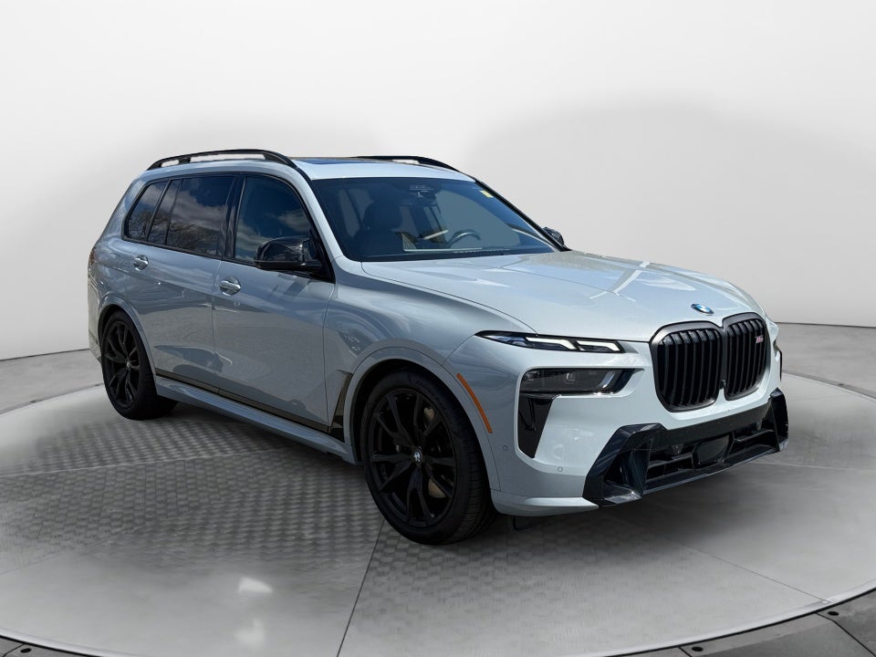 2024 BMW X7 M60i