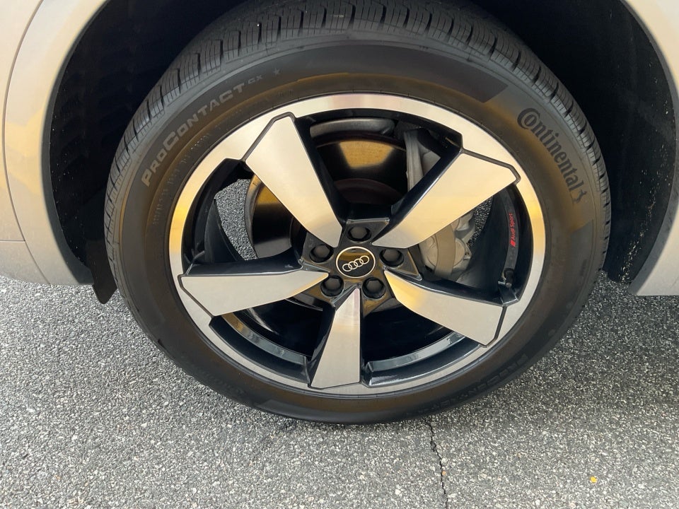 2023 Audi Q5 S line Premium Plus