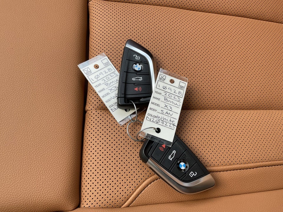 2023 BMW X3 xDrive30i