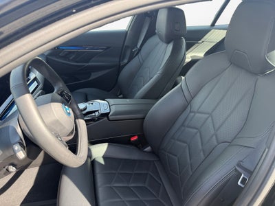 2024 BMW i5 eDrive40