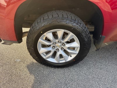 2021 Chevrolet Silverado 1500 4WD Crew Cab Short Bed Custom