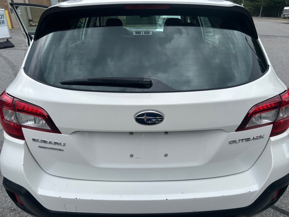 2018 Subaru Outback 2.5i (CVT)