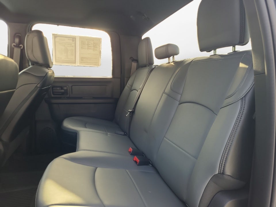 2024 RAM 3500 Tradesman Crew Cab 4x4 6'4" Box