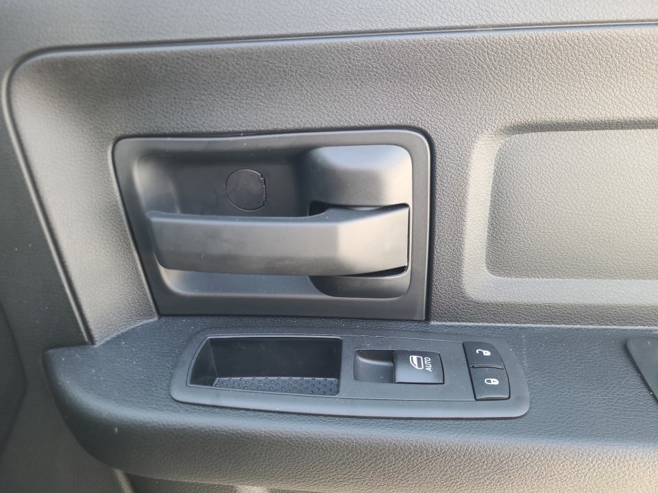 2024 RAM 2500 Tradesman Crew Cab 4x2 8' Box