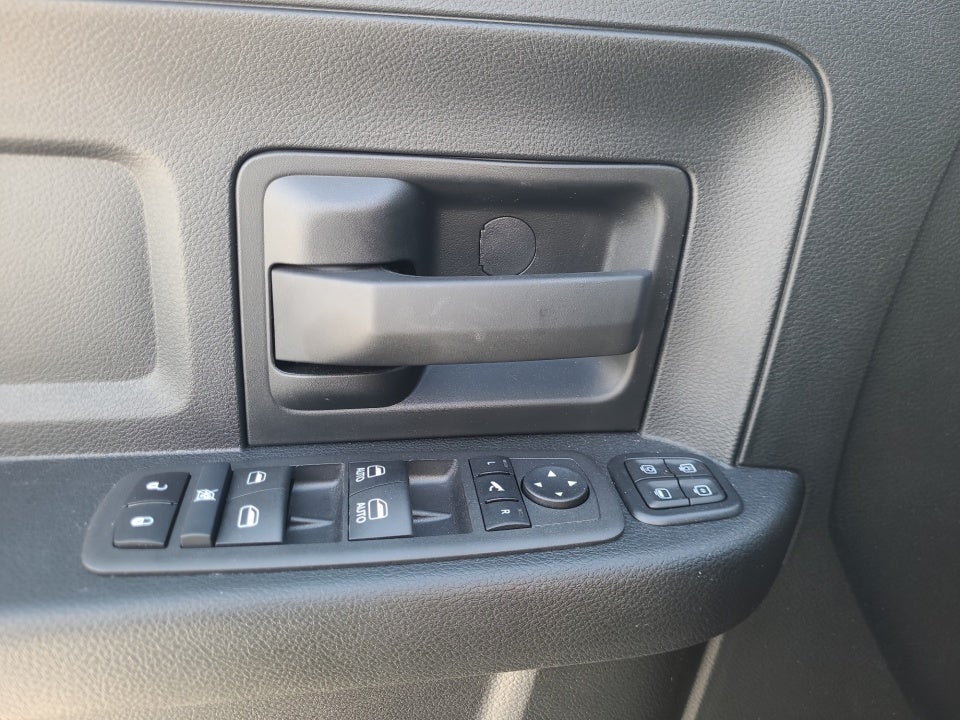 2024 RAM 2500 Tradesman Crew Cab 4x2 8' Box