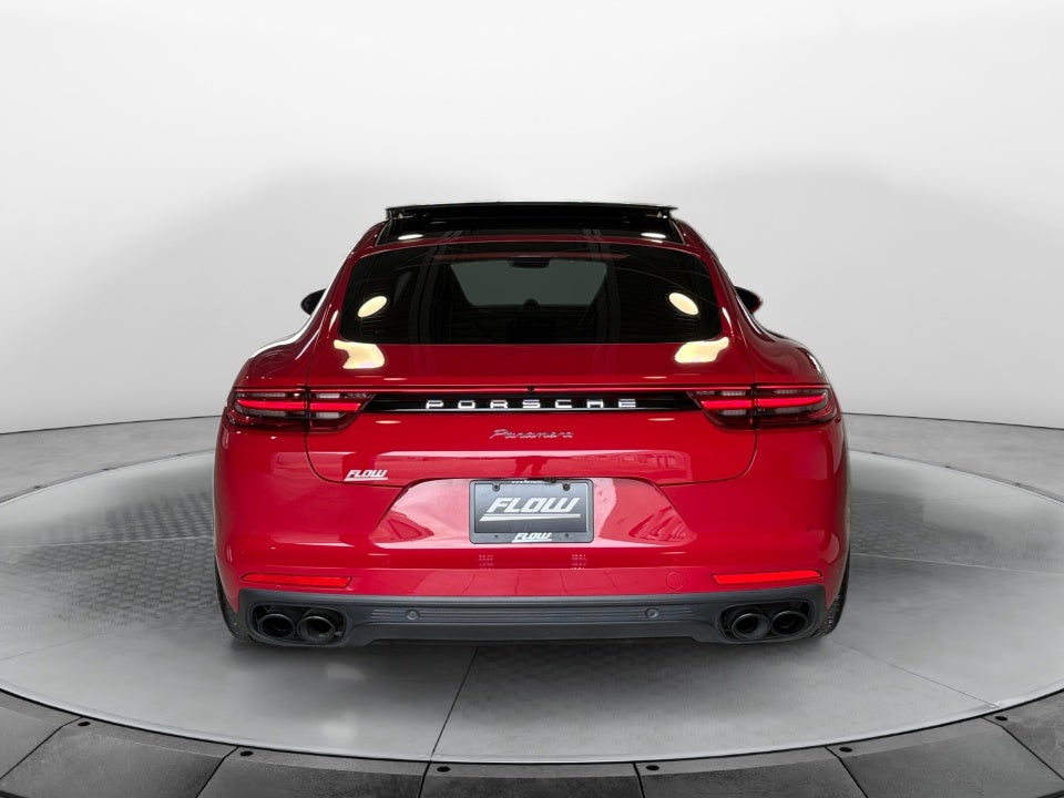 2018 Porsche Panamera 4