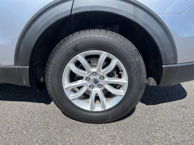 2020 Ford Explorer Base