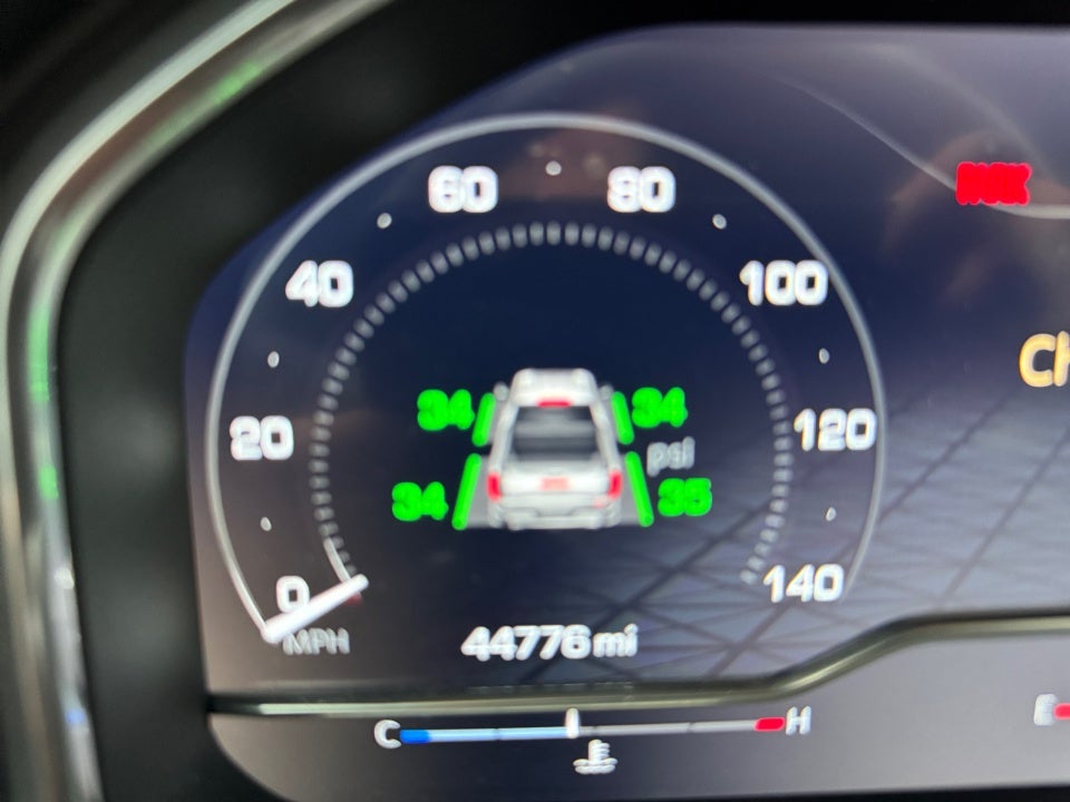 2022 GMC Sierra AT4